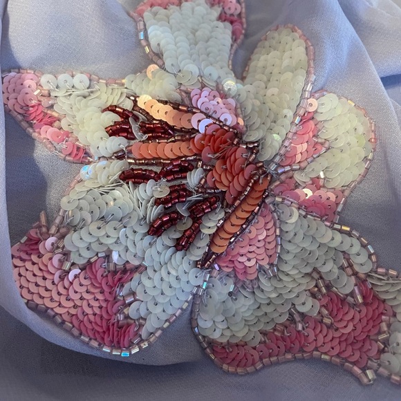 Maya Delux Mini Dress Size 4 Lilac Sequined Pink Lilies Flutter Sleeves Beaded - Picture 11 of 11